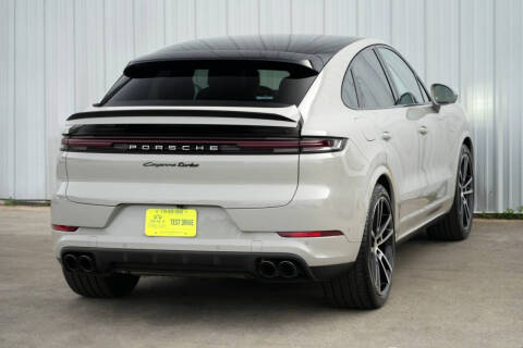 2024 Porsche Cayenne Turbo E-Hybrid Coupe