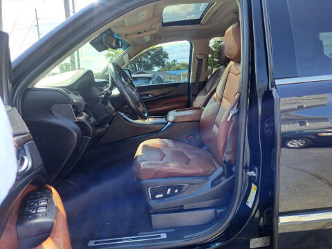 2015 Cadillac Escalade Luxury