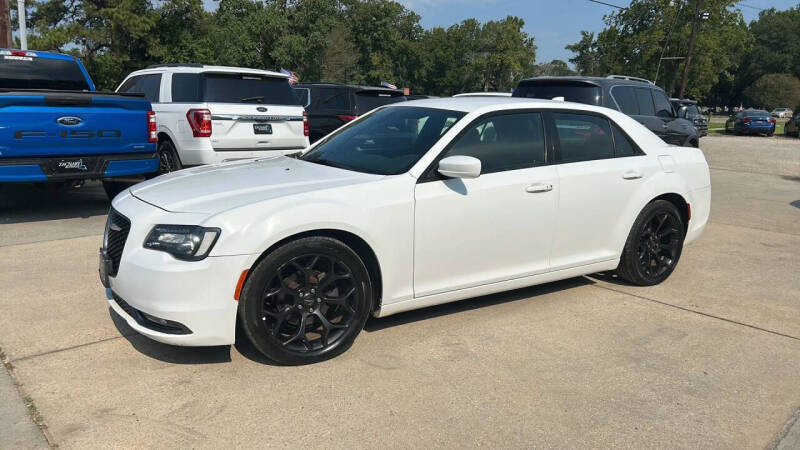 2019 Chrysler 300 S