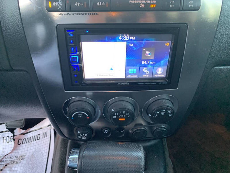 2009 HUMMER H3 Alpha