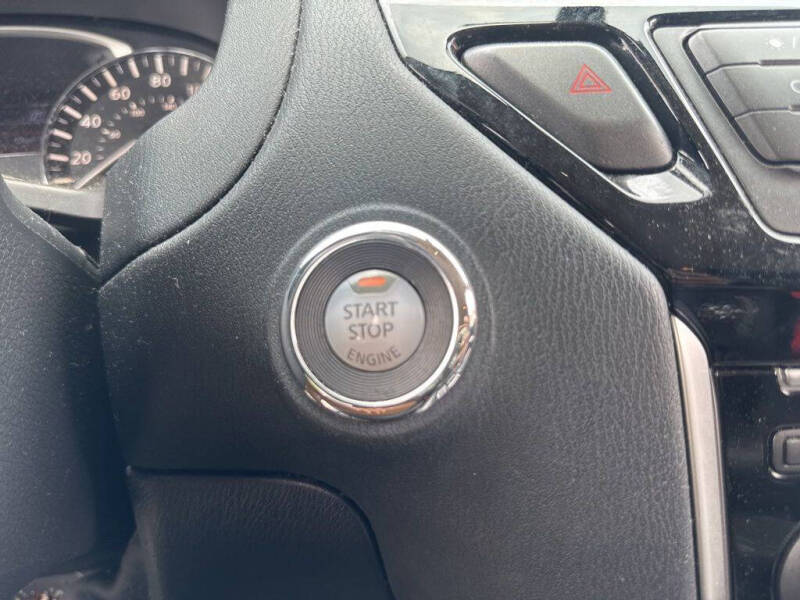 2018 Nissan Pathfinder S