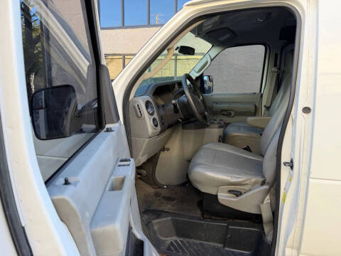 2013 Ford E-Series E-150