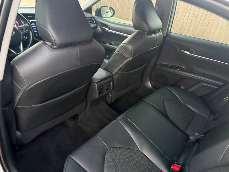 2020 Toyota Camry XSE