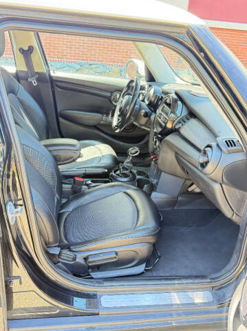 2015 MINI Hardtop 4 Door Cooper