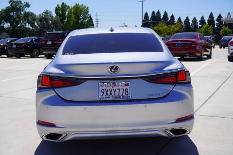 2025 Lexus ES 350