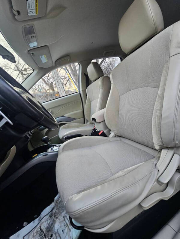 2010 Mitsubishi Outlander SE