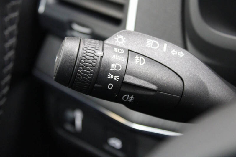 2020 Volvo XC90 T5 Momentum