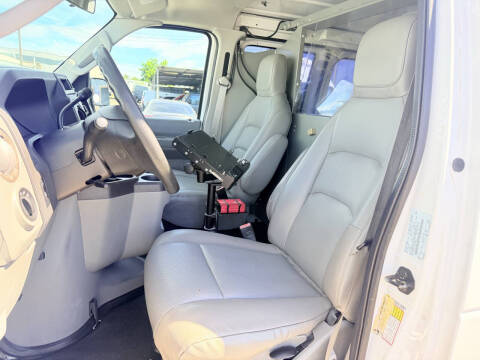 2010 Ford E-Series E-250