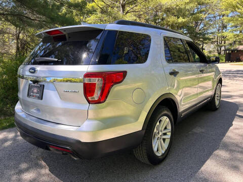 2016 Ford Explorer