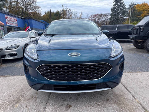 2020 Ford Escape SE