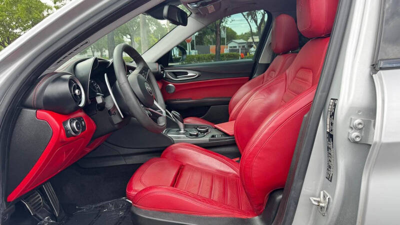 2018 Alfa Romeo Giulia Ti Sport