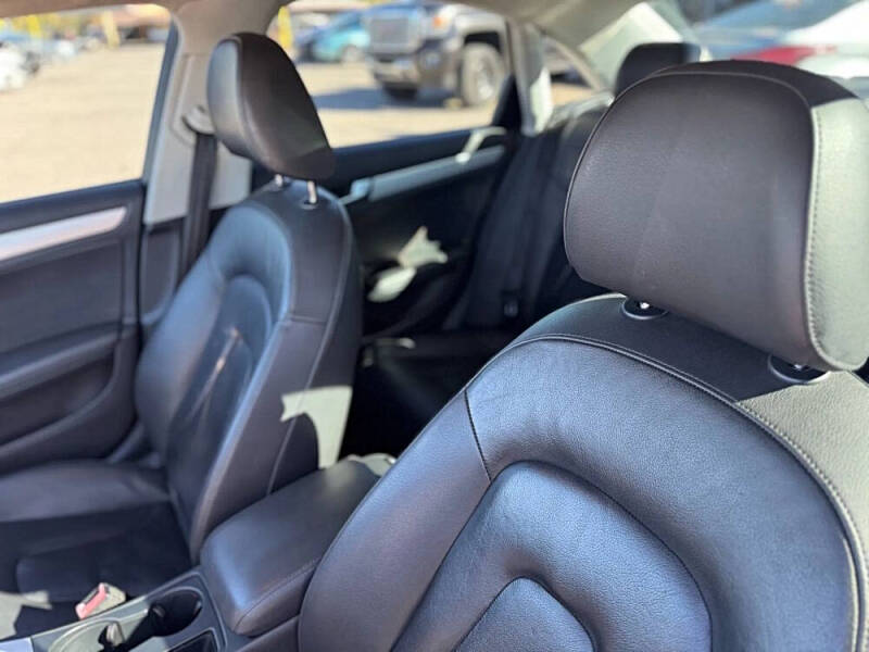 2016 Audi A4 2.0T quattro Premium