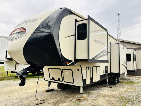 2017 Forest River Sandpiper 389RD