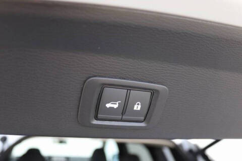 2025 Mitsubishi Outlander PHEV SE