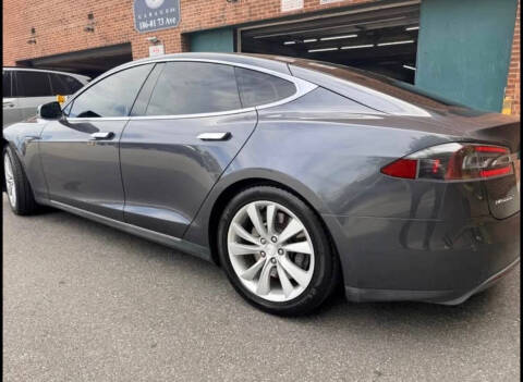 2015 Tesla Model S 85D