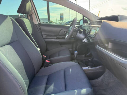 2017 Toyota Prius c