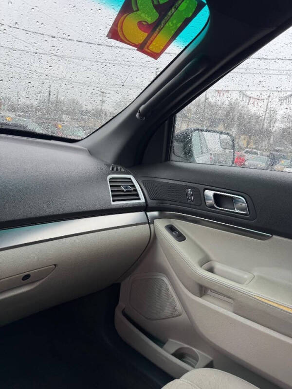 2013 Ford Explorer