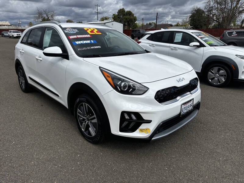 2022 Kia Niro LXS's photo