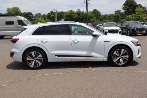 2024 Audi Q8 e-tron quattro Premium Plus