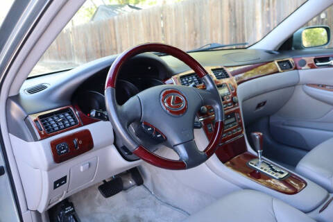 2004 Lexus ES 330