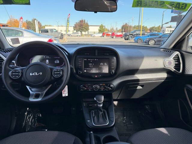 2024 Kia Soul LX