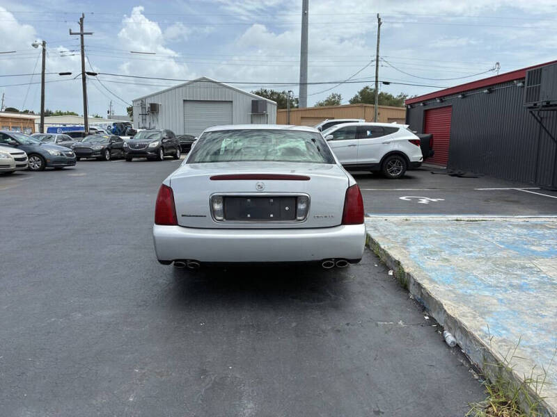 2003 Cadillac DeVille