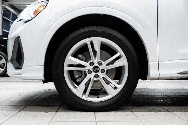 2024 Audi Q3 quattro S line Prem Plus 45 TFSI