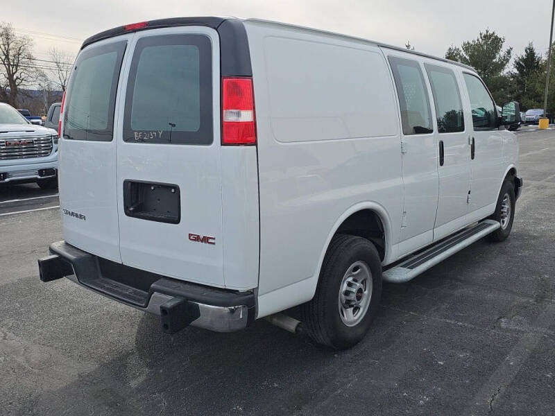 2024 GMC Savana 2500