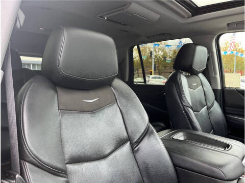 2014 Cadillac Escalade Premium