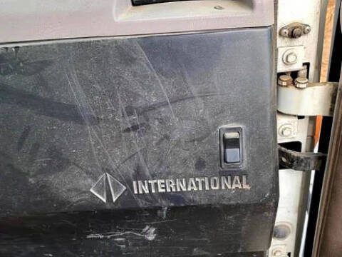 2000 International 4900