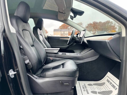 2025 Tesla Model Y Long Range