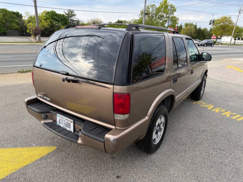 2004 Chevrolet Blazer LS
