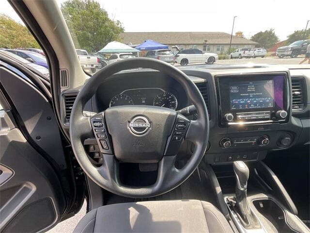 2022 Nissan Frontier S