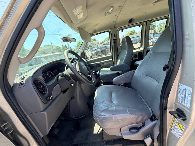 2006 Ford E-Series E-350 SD XL