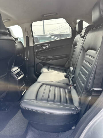 2022 Ford Edge SEL