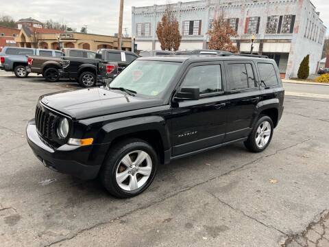 2015 Jeep Patriot for sale at East Main Rides in Marion VA