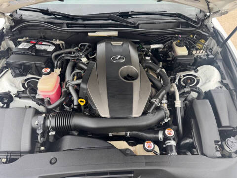 2017 Lexus IS 200t