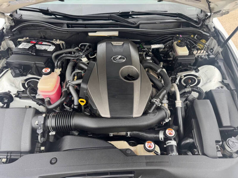 2017 Lexus IS 200t