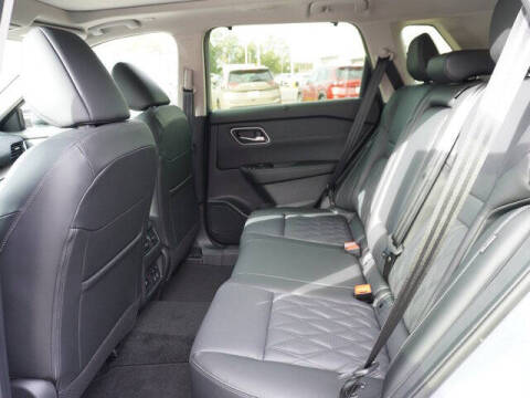 2025 Nissan Rogue Platinum