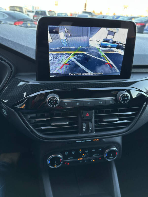 2025 Ford Escape ST-Line Select