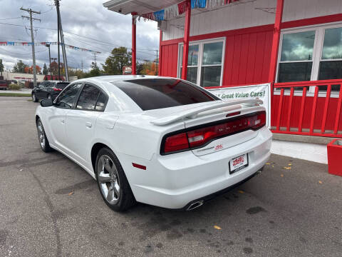 2013 Dodge Charger SXT