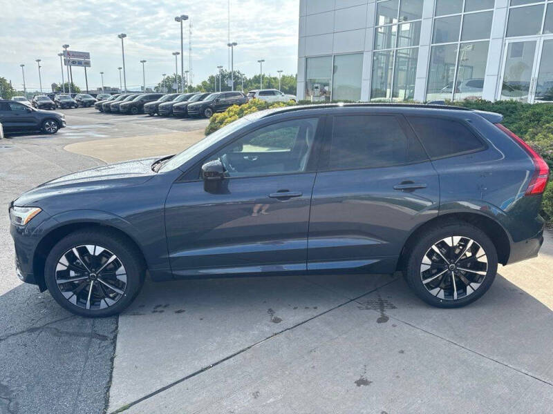 2026 Volvo XC60 B5 Plus