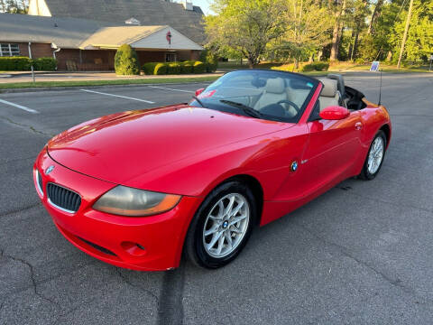 2003 BMW Z4 for sale at Global Imports of Dalton LLC in Dalton GA