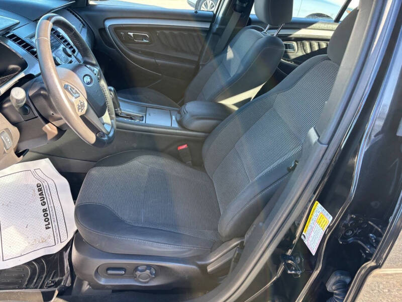 2015 Ford Taurus SEL