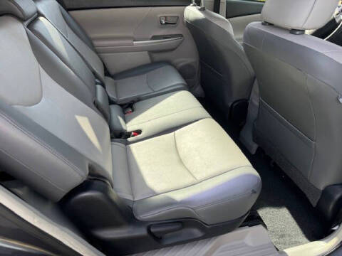 2015 Toyota Prius v Three