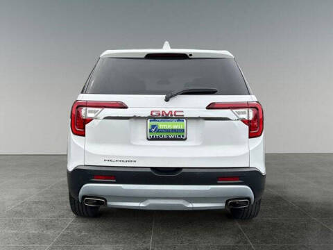 2022 GMC Acadia SLE