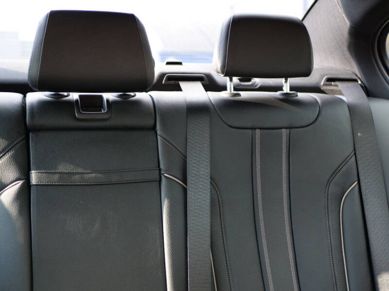 2019 BMW 5 Series 540i