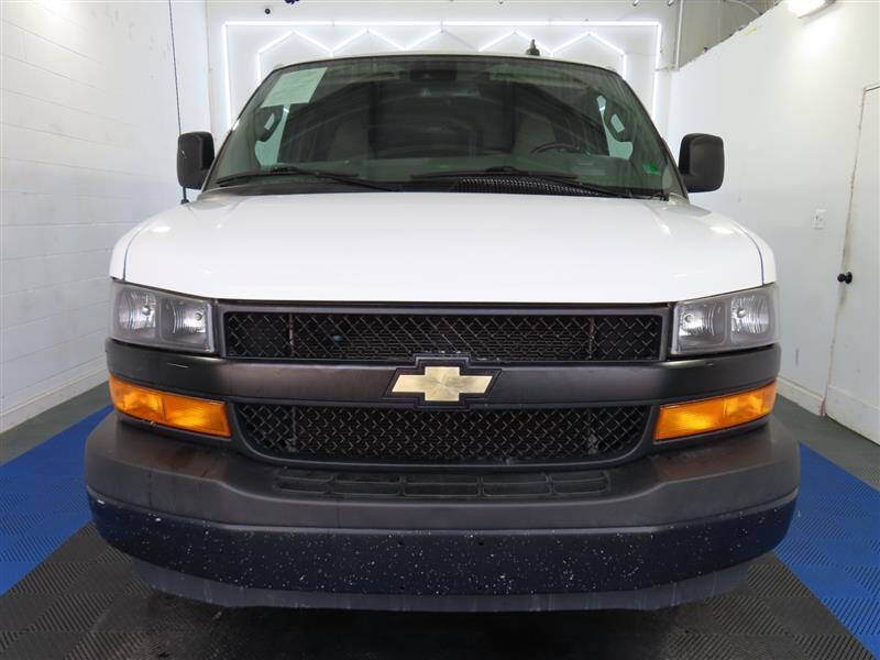 2022 Chevrolet Express 2500