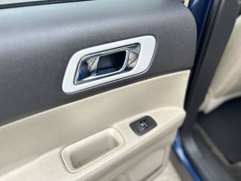 2012 Ford Explorer XLT