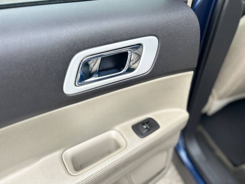 2012 Ford Explorer XLT